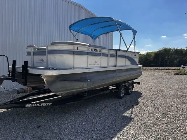 The Image of Bennington 21 SL 2021 - 1