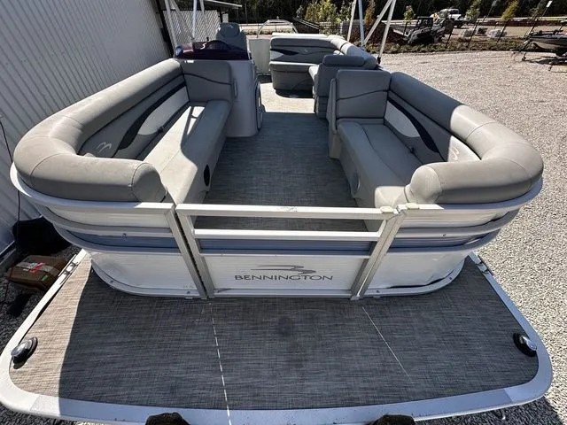 Slide: The Image of Bennington 21 SL 2021 - 12