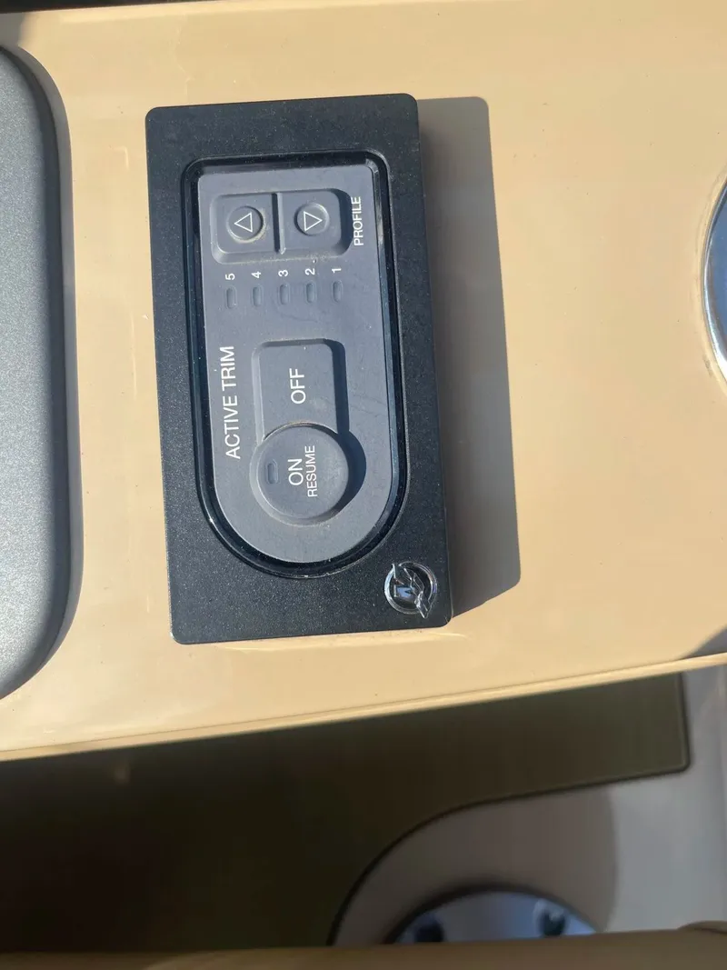 Slide: The Image of Harris Solstice 230 2021 - 19