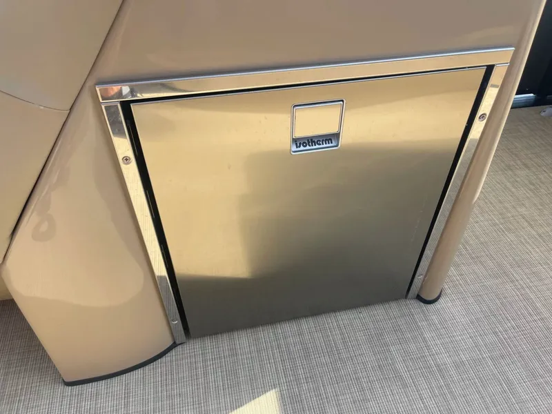 Slide: The Image of Harris Solstice 230 2021 - 25