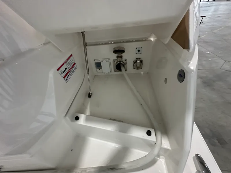 Slide: The Image of Tiara EX54 2025 - 13