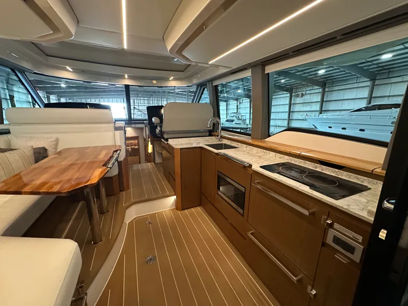 Slide: The Image of Tiara EX54 2025 - 22