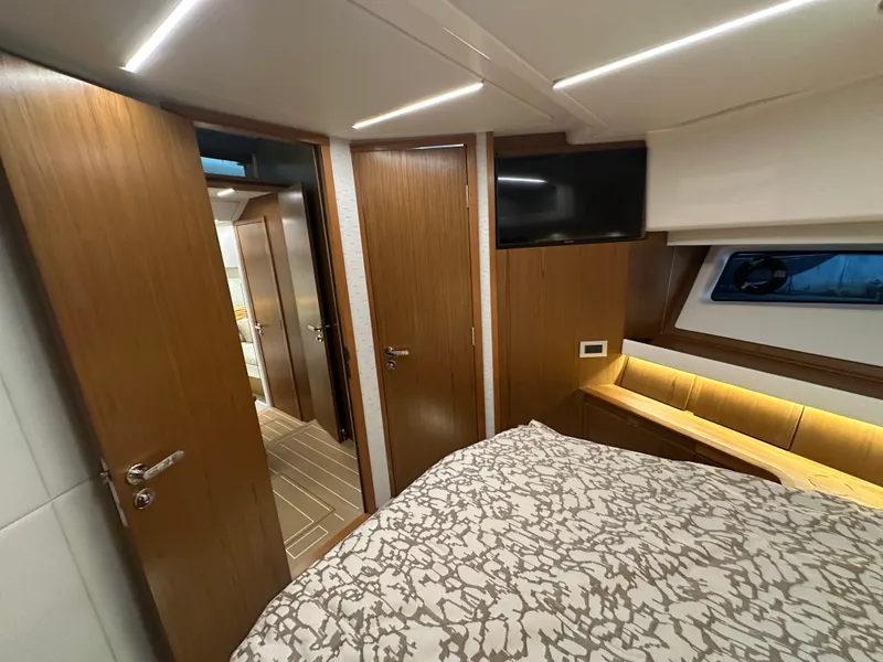 Slide: The Image of Tiara EX54 2025 - 44