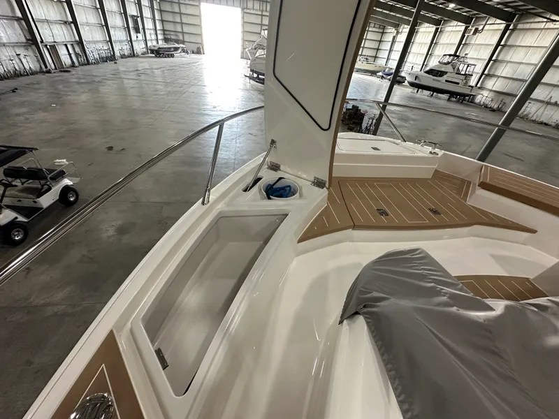 Slide: The Image of Tiara EX54 2025 - 60