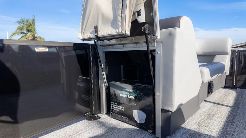 Slide: The Image of Bennington 22 S FISH AND CRUISE 2026 - 13