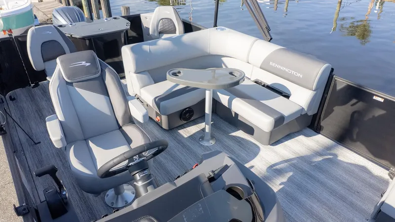 Slide: The Image of Bennington 22 S FISH AND CRUISE 2026 - 19