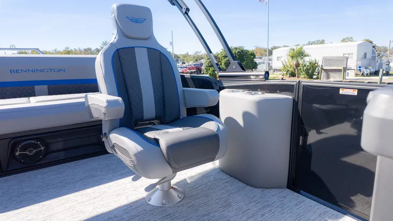 Slide: The Image of Bennington 22 M Swingback 2026 - 12