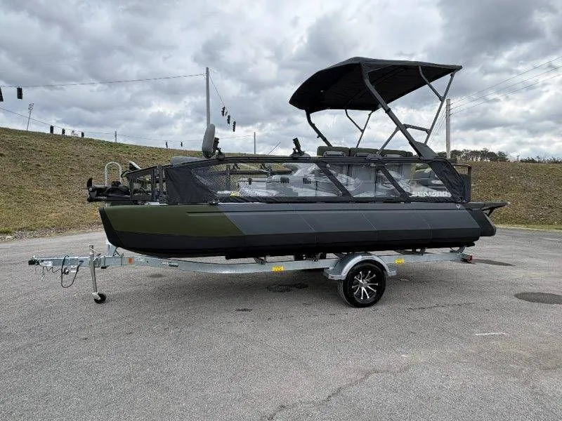 Slide: The Image of Sea-Doo Switch Fish 21 2026 - 25