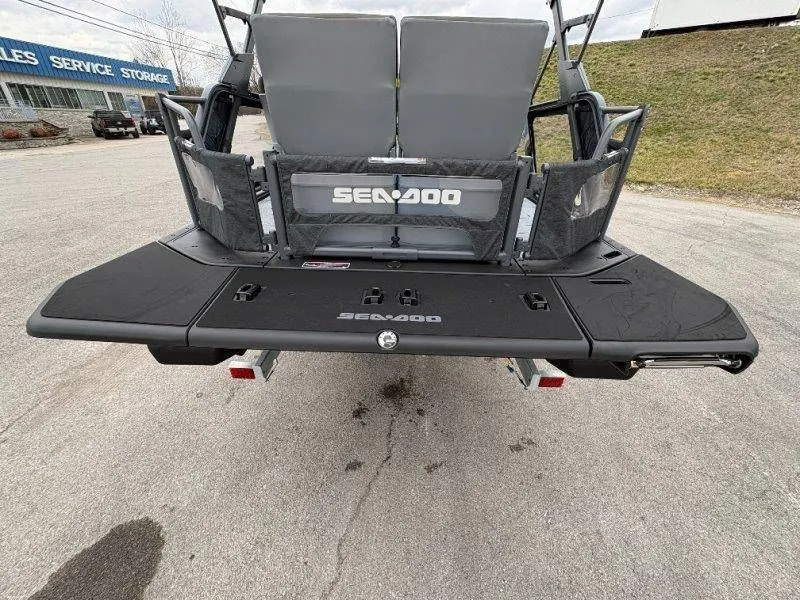 Slide: The Image of Sea-Doo Switch Fish 21 2026 - 38