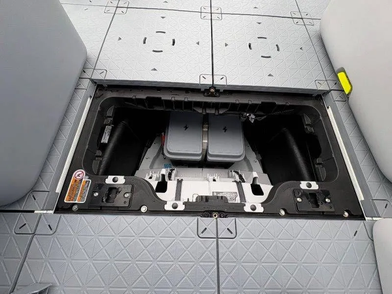 Slide: The Image of Sea-Doo Switch Fish 21 2026 - 68