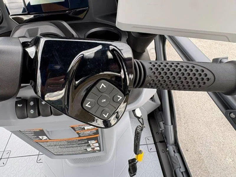 Slide: The Image of Sea-Doo Switch Fish 21 2026 - 81