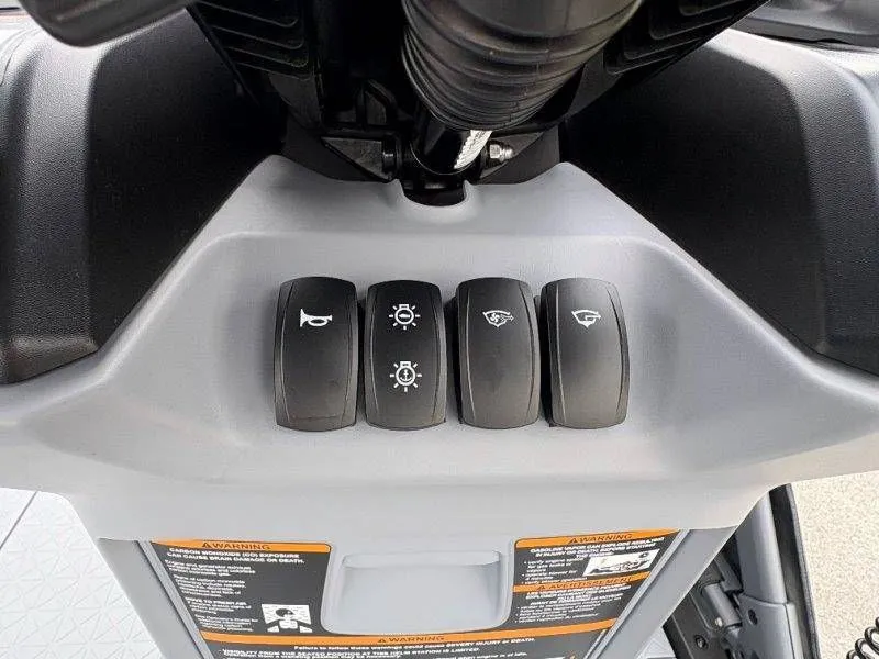 Slide: The Image of Sea-Doo Switch Fish 21 2026 - 82