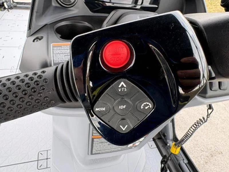 Slide: The Image of Sea-Doo Switch Fish 21 2026 - 85