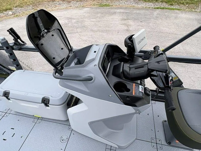 Slide: The Image of Sea-Doo Switch Fish 21 2026 - 92