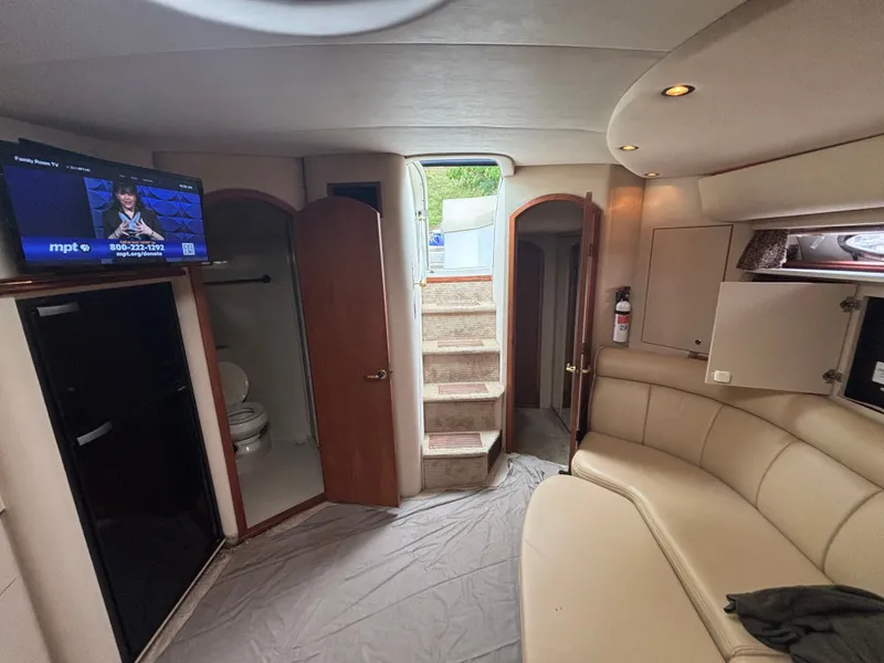 Slide: The Image of Cruisers Yachts 3870 Express 2001 - 4