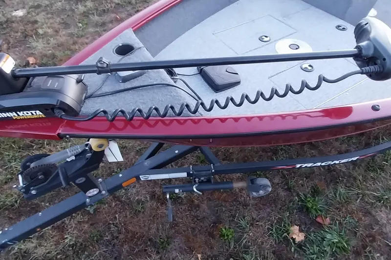 Slide: The Image of 2021 Tracker Super Guide V-16 SC boat with Minn Kota PowerDrive trolling motor. - 11