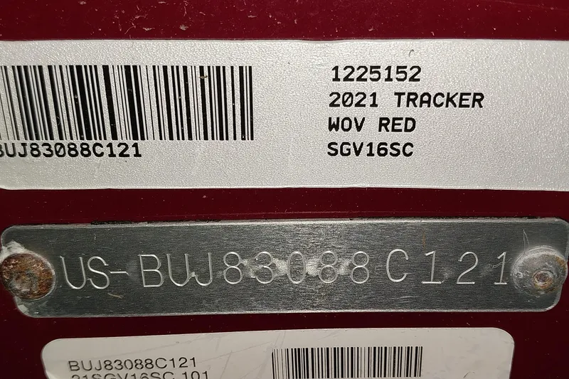 Slide: The Image of 2021 Tracker Super Guide V-16 SC identification plate with barcode and serial number. - 36