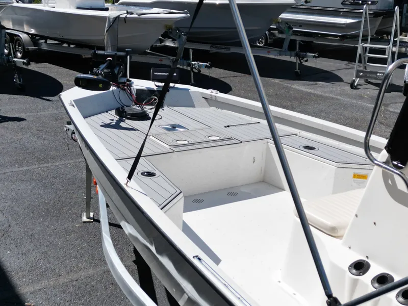 Slide: The Image of G3 20 DLX BAY 2015 - 14