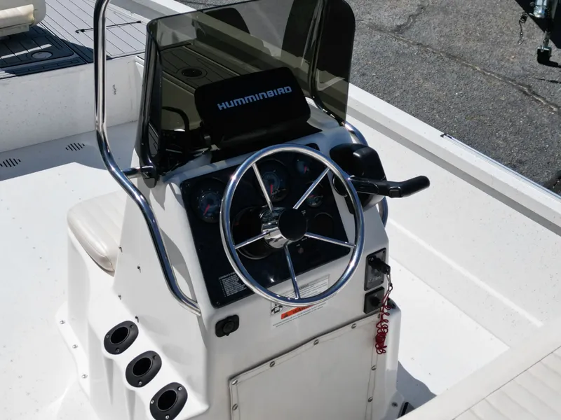 Slide: The Image of G3 20 DLX BAY 2015 - 20