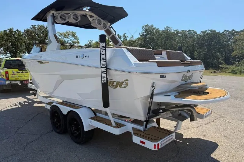 Slide: The Image of 2026 Tigé Z3 boat on trailer, featuring sleek design and modern amenities. - 3