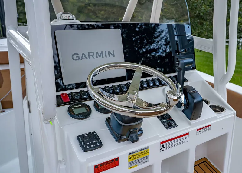 Slide: The Image of Sea Hunt Ultra 219 2026 - 14