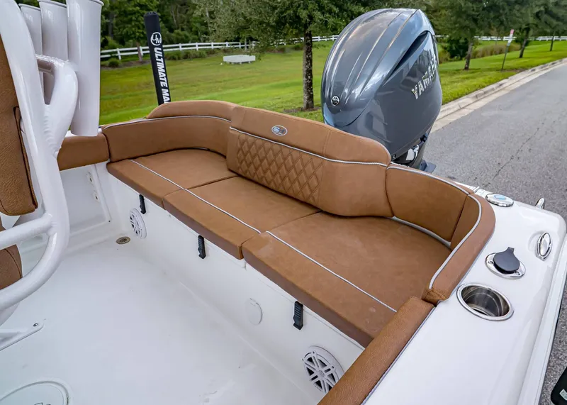 Slide: The Image of Sea Hunt Ultra 219 2026 - 6