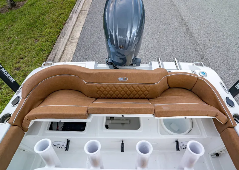 Slide: The Image of Sea Hunt Ultra 219 2026 - 8