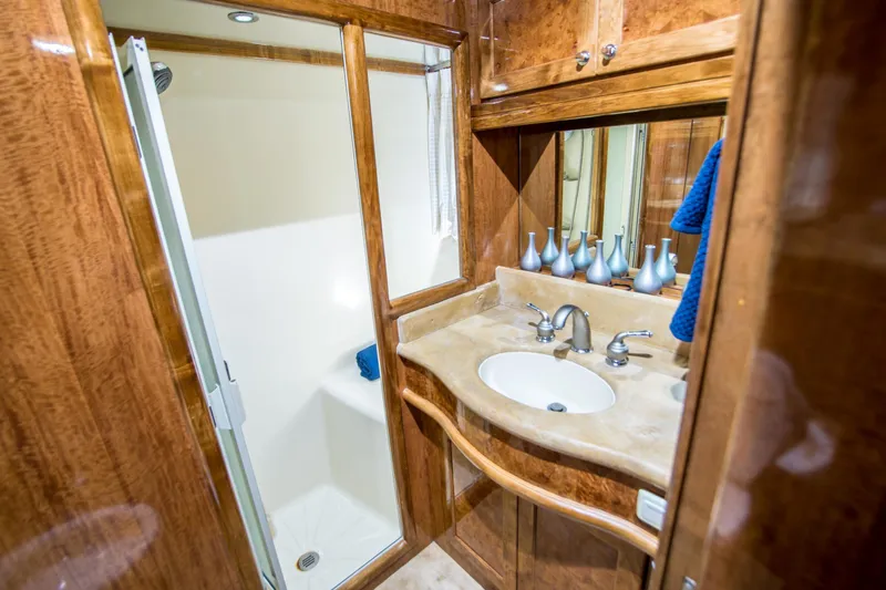Slide: The Image of McKinna 57 Pilothouse 2001 - 22
