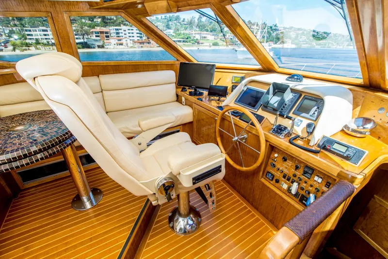 Slide: The Image of McKinna 57 Pilothouse 2001 - 13
