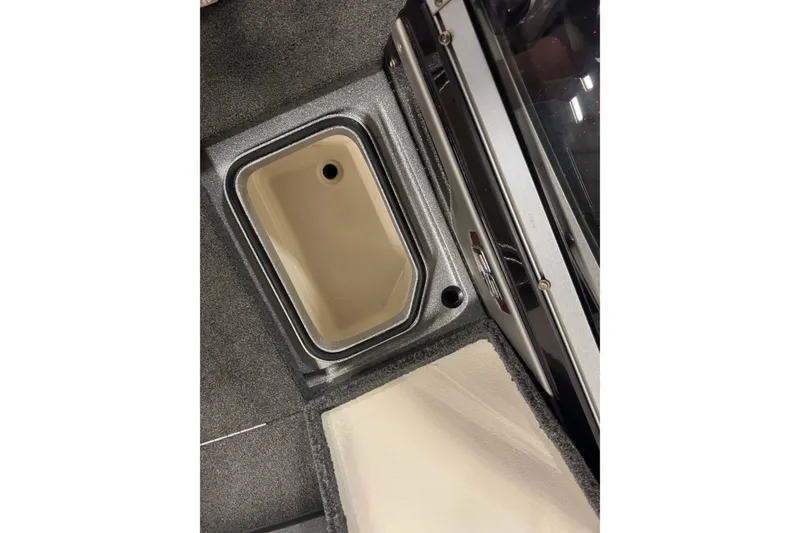 Slide: The Image of 2018 Ranger 621FS Fisherman boat interior compartment detail. - 23