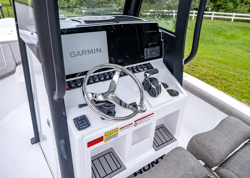 Slide: The Image of Sea Hunt BX 25 FS 2026 - 14