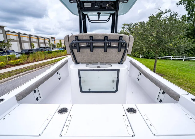 Slide: The Image of Sea Hunt BX 25 FS 2026 - 7