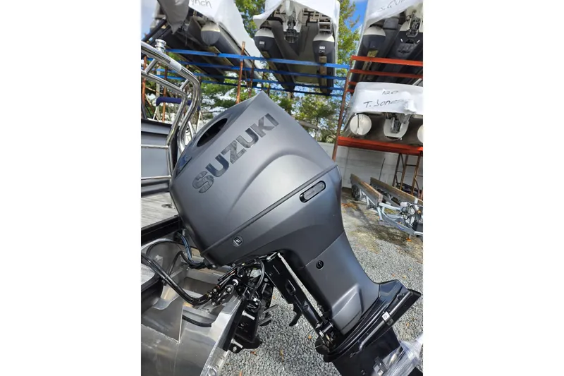 Slide: The Image of Suzuki outboard motor on 2026 Godfrey Sweetwater 2086 C pontoon boat. - 40