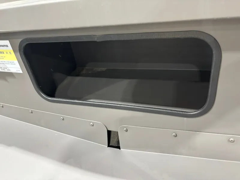 Slide: The Image of SeaArk 1652 Special 2025 - 12