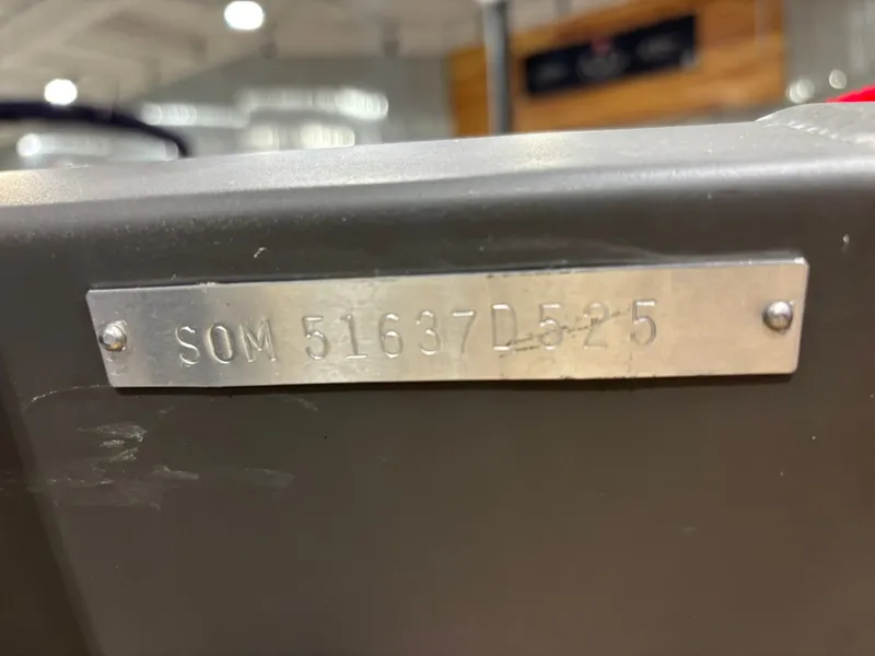 Slide: The Image of SeaArk 1652 Special 2025 - 17