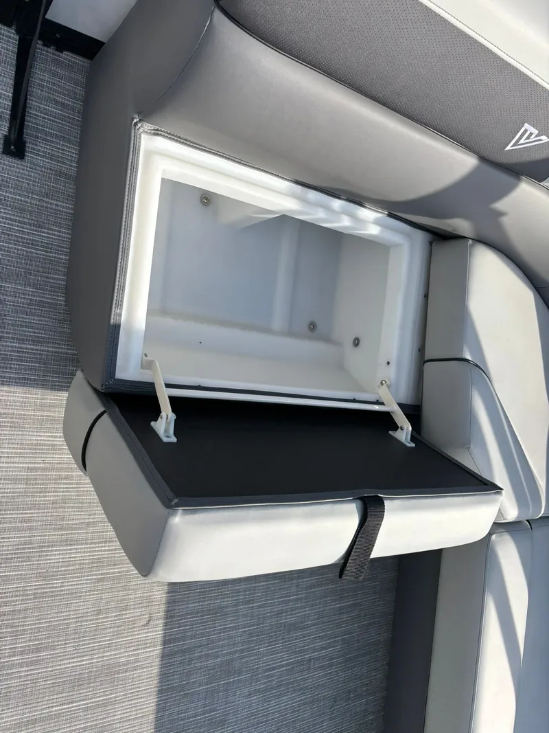 Slide: The Image of Viaggio V20C 2026 - 28