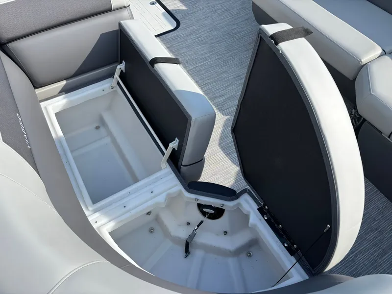 Slide: The Image of Viaggio V20C 2026 - 9