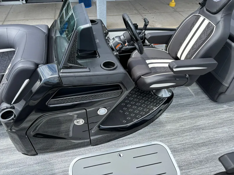 Slide: The Image of Bennington 22 MFB Sport 2026 - 25