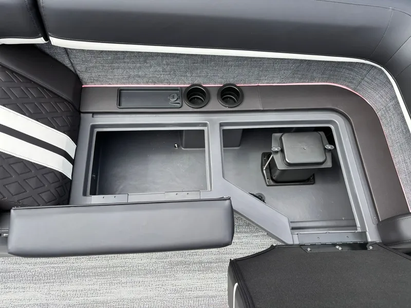 Slide: The Image of Bennington 22 MFB Sport 2026 - 35