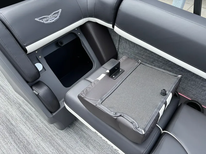 Slide: The Image of Bennington 22 MFB Sport 2026 - 4