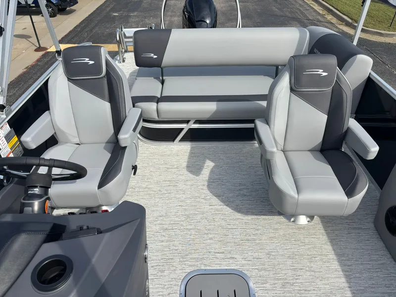 Slide: The Image of Bennington 22 SSB Base 2026 - 16