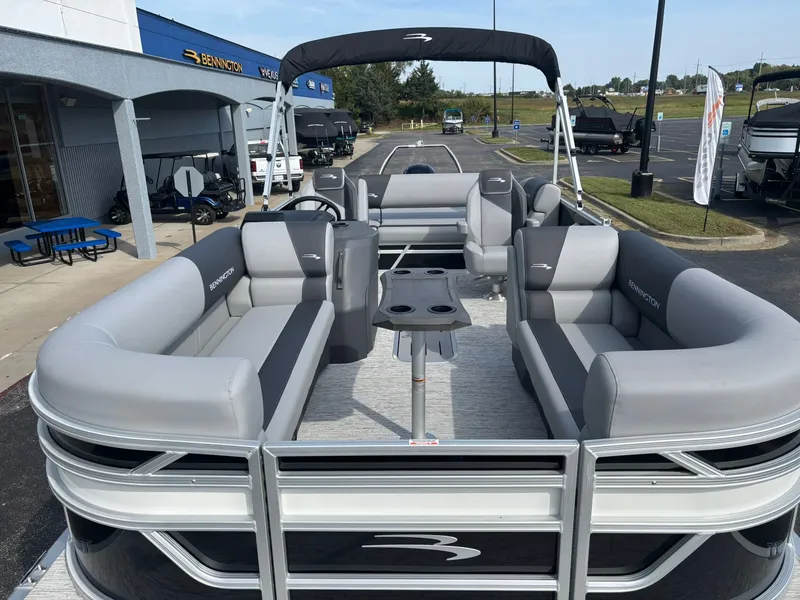 Slide: The Image of Bennington 22 SSB Base 2026 - 32