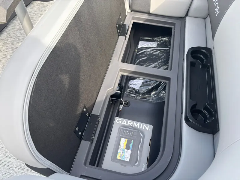 Slide: The Image of Bennington 22 SSB Base 2026 - 37