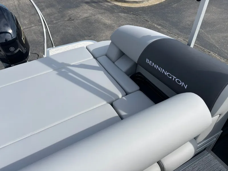 Slide: The Image of Bennington 22 SSB Base 2026 - 9