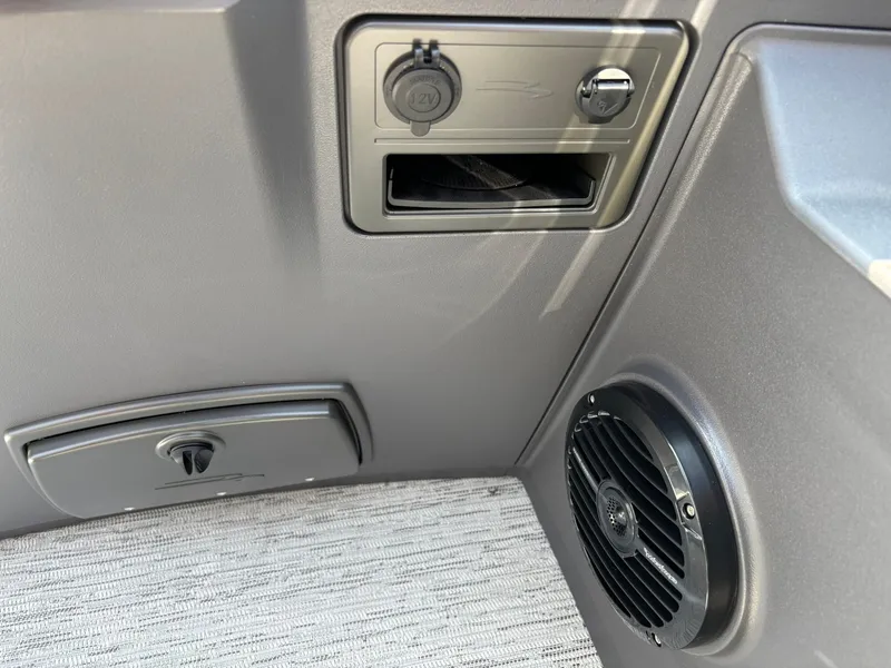 Slide: The Image of Bennington 22 SSR EXP 2026 - 22