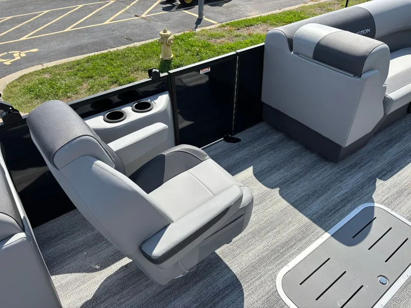 Slide: The Image of Bennington 22 SSR Sport 2026 - 39