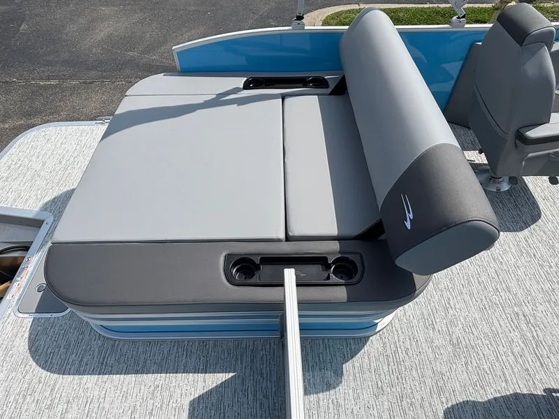 Slide: The Image of Bennington 22 SSB Base 2026 - 12