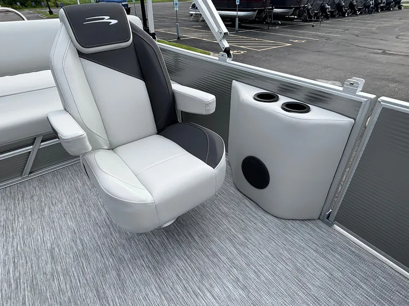 Slide: The Image of Bennington 22 SSB Snap 2026 - 11