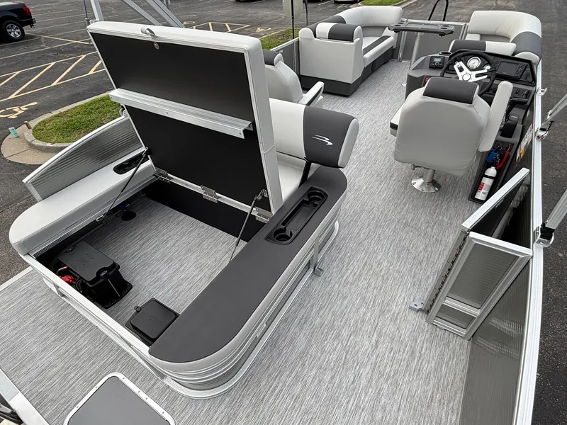 Slide: The Image of Bennington 22 SSB Snap 2026 - 21