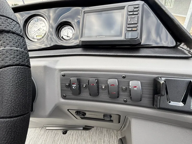 Slide: The Image of Bennington 22 SSB Snap 2026 - 27